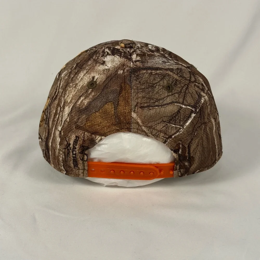 Under Armour Youth Realtree Camo Snapback Hat Orange Logo OSFA Kids Hunting Cap